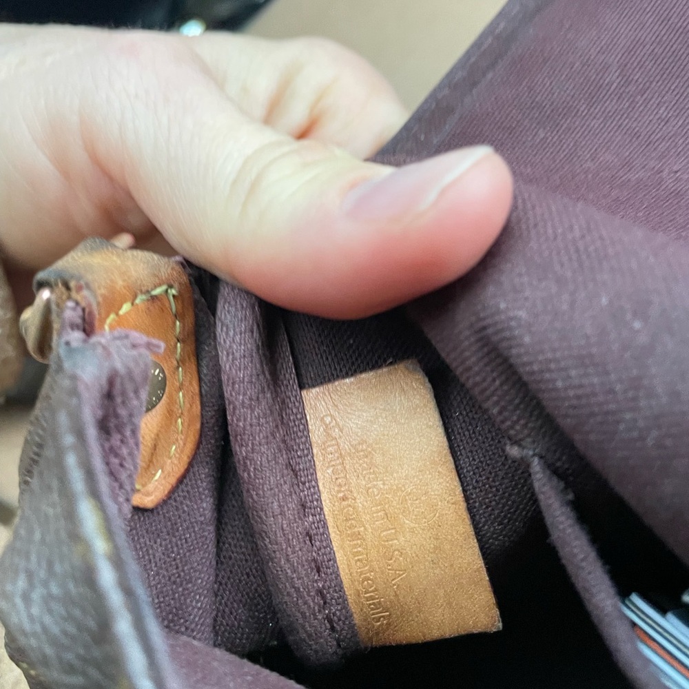 Louis Vuitton, favorite MM Crossbody Bag - Picture 6 of 16